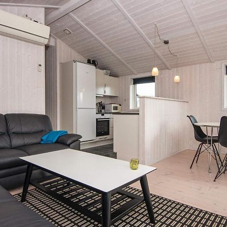 Three-Bedroom Holiday Home In Juelsminde 18 Sonderby  외부 사진