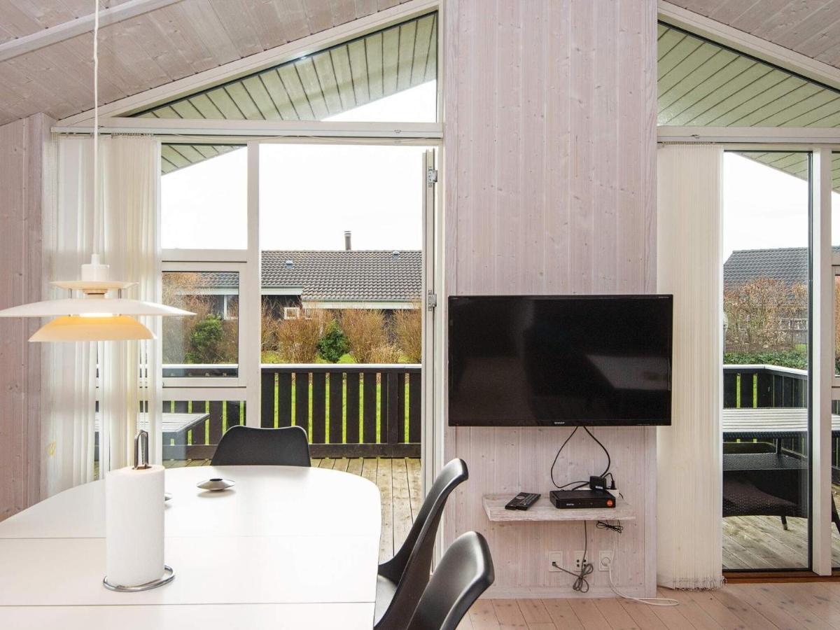 Three-Bedroom Holiday Home In Juelsminde 18 Sonderby  외부 사진