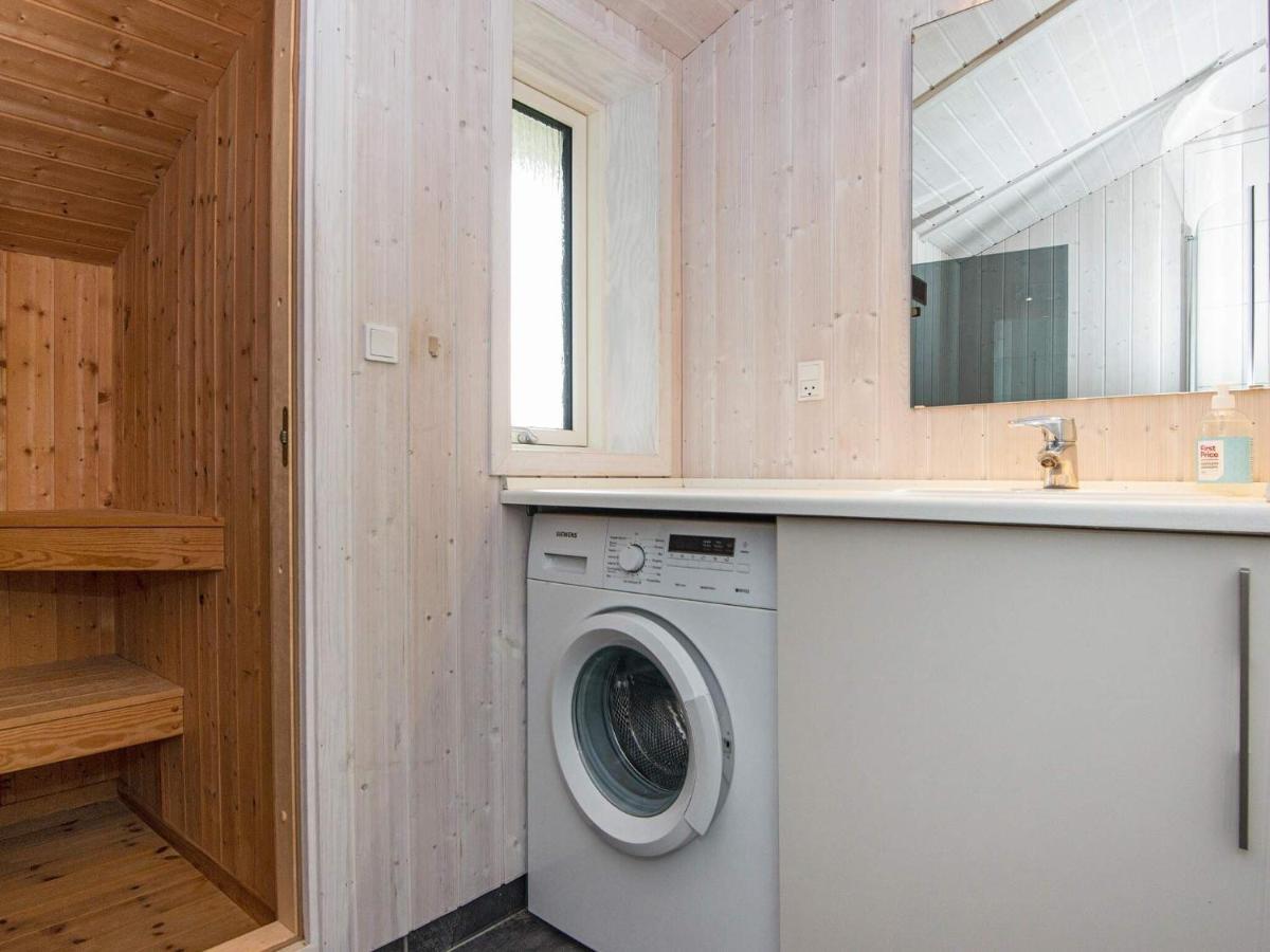 Three-Bedroom Holiday Home In Juelsminde 18 Sonderby  외부 사진